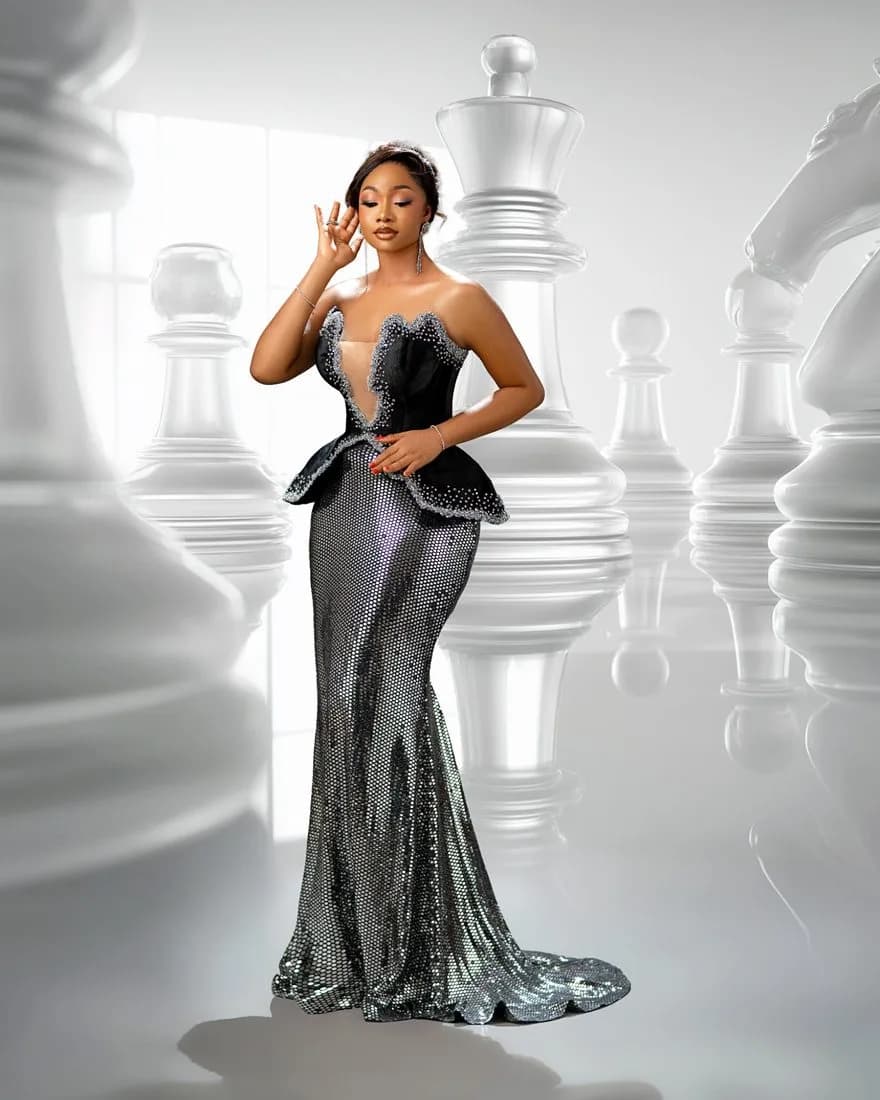 Chess Queen Series: Crystal-edged velvet over sequinned mesh